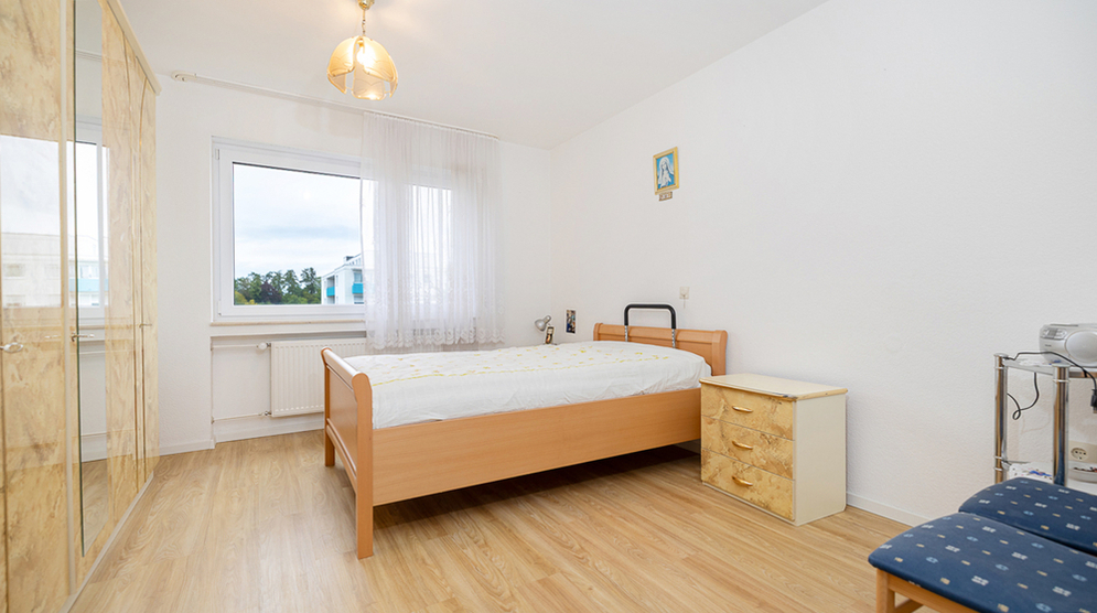 Gepflegte 2-Zimmer-Wohnung mit Südbalkon in zentraler Lage 2 zimmer