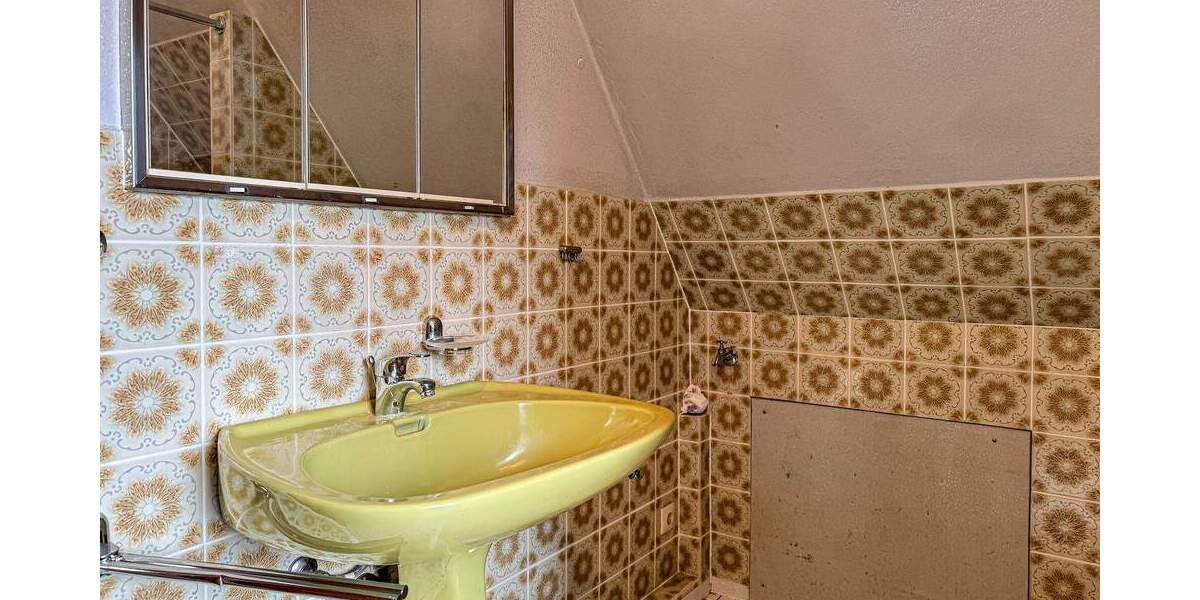 Doppelhaushälfte Kiel Elmschenhagen-Süd - 6 Zimmer, 140 m&sup2;, 310.000&euro; | Angebot:25371558