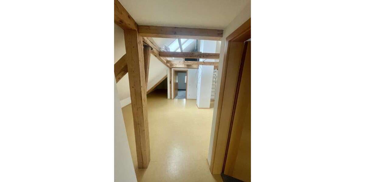 Etagenwohnung Denklingen - 5 Zimmer, 140 m&sup2;, 900&euro; | Angebot:27110677