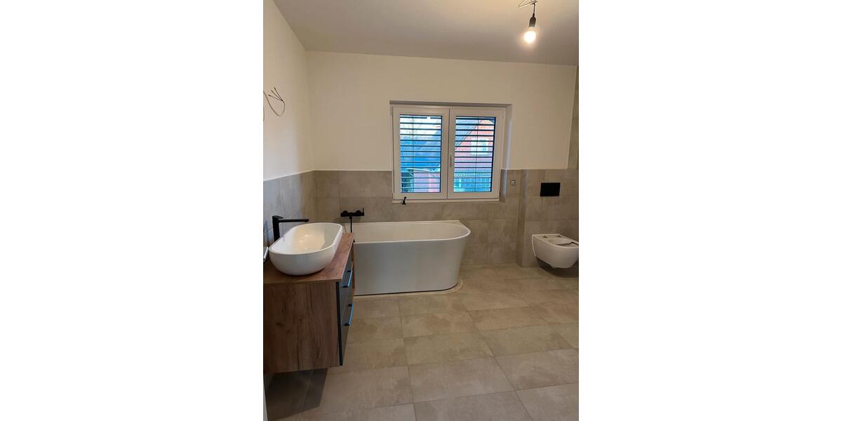 Doppelhaushälfte Elmshorn - 4 Zimmer, 125 m&sup2;, 1.800&euro; | Angebot:25974200