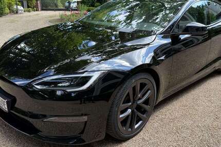 Tesla Model S 18.500 km 89.500 &euro; Hamburg, Freie und Hansestadt 22605