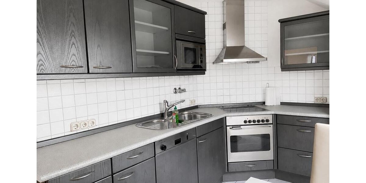 Dachgeschoßwohnung Bochum Bochum-Mitte - 2 Zimmer, 77 m&sup2;, 850&euro; | Angebot:26676634