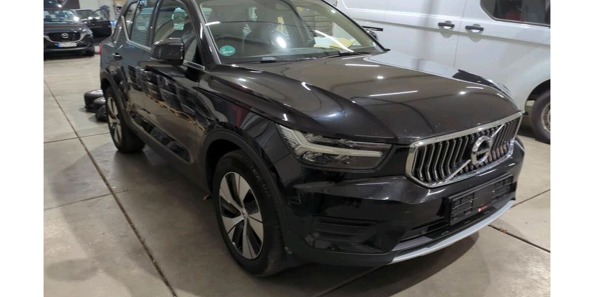 Volvo XC40 135.000 km 21.999 &euro; Ditzingen 71254