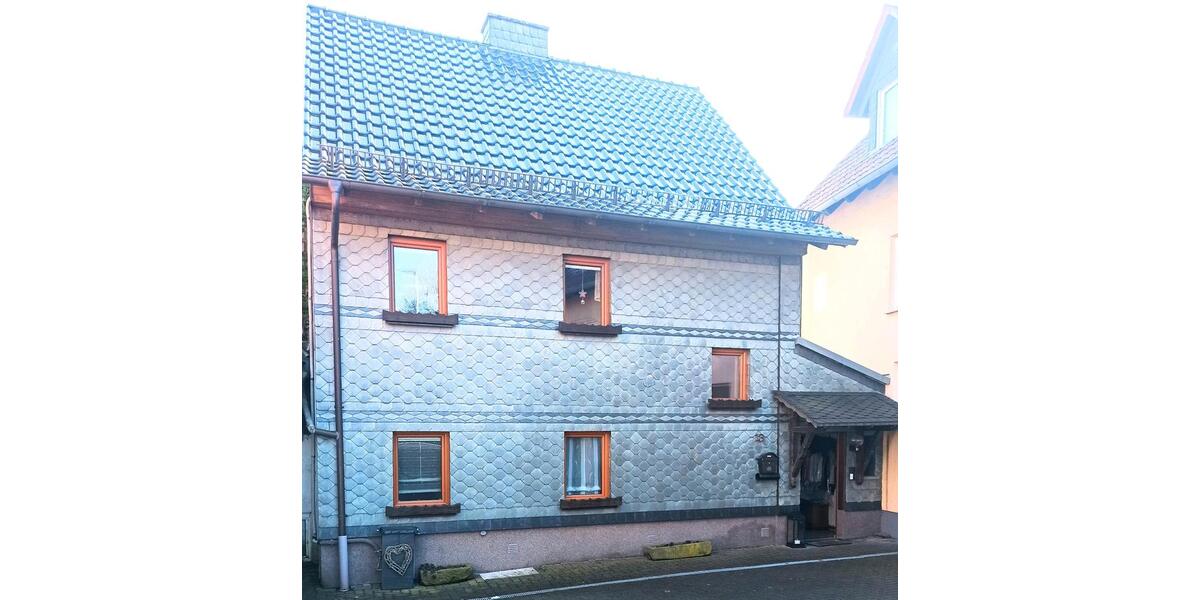 Mehrfamilienhaus, Wohnhaus Schotten - 5 Zimmer, 160 m&sup2;, 210.000&euro; | Angebot:25877277