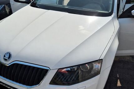 Skoda Octavia 151.000 km 11.800 &euro; Löhne 32584