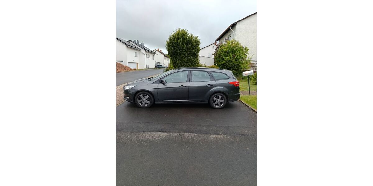Ford Focus 115.000 km 5.800 &euro; Neukirchen 34626