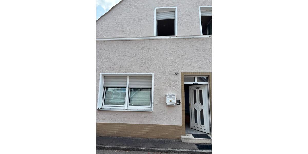 Mehrfamilienhaus, Wohnhaus Schwandorf - 285.000&euro; | Angebot:26964750