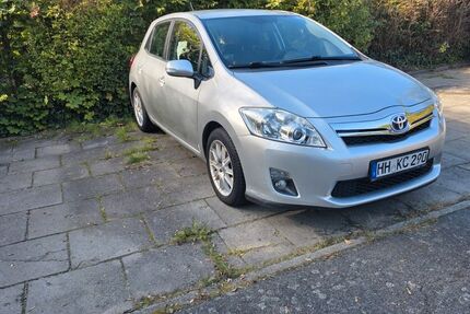 Toyota Auris 113.939 km 5.950 &euro; Hamburg 21033