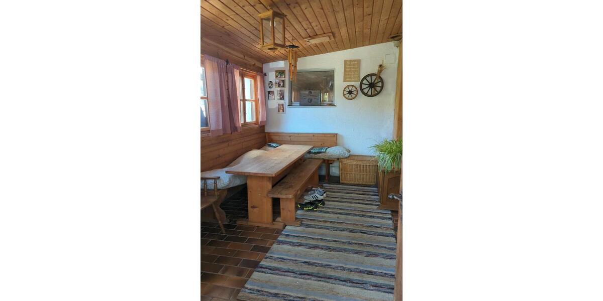 Etagenwohnung Rott am Inn - 2 Zimmer, 100 m&sup2;, 600&euro; | Angebot:26399011