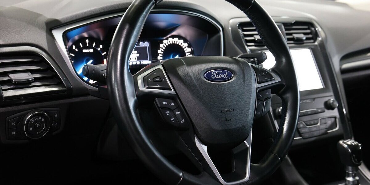 Ford Mondeo Tunier 2.0 EcoBlue BUSINESS / NAVI+KAEMRA 146.000 km 14.444 &euro; Hamm 59077