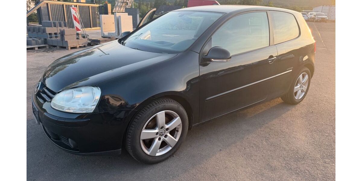 VW Golf 134.646 km 2.200 &euro; Biebergemünd-Kassel 63599