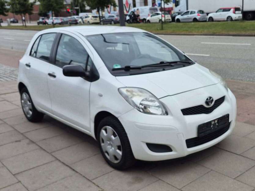 Yaris