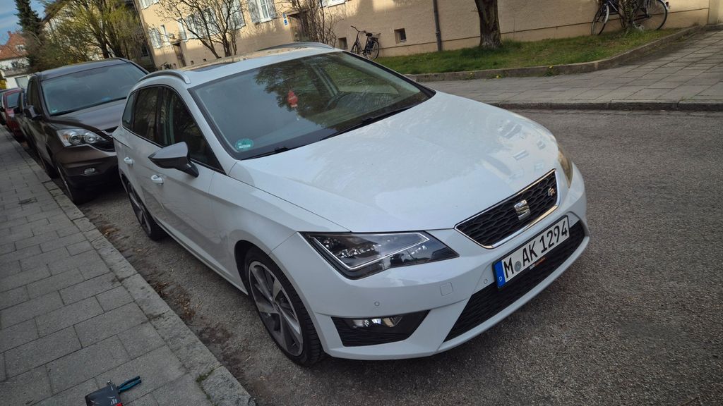 Seat Leon 175.000 km 10.499 &euro; München 80686
