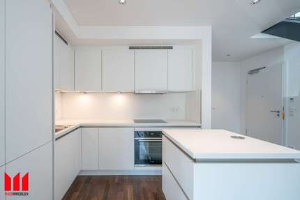 Wohnung zum Kaufen in Poing 1.049.000 € 138.22 m² 5 zimmer