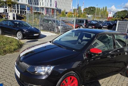 Skoda Fabia 74.567 km 10.999 € Wolfsburg 38446
