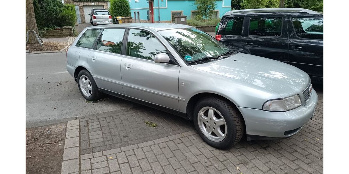 Audi A4 277.483 km 2.500 &euro; Dortmund 44139