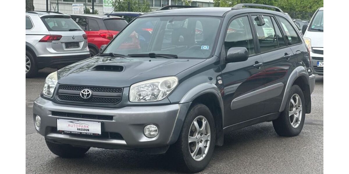 Toyota RAV 4 211.001 km 2.999 &euro; Sulz a. N 72172