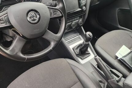 Skoda Octavia 175.000 km 5.300 € Hockenheim 68766