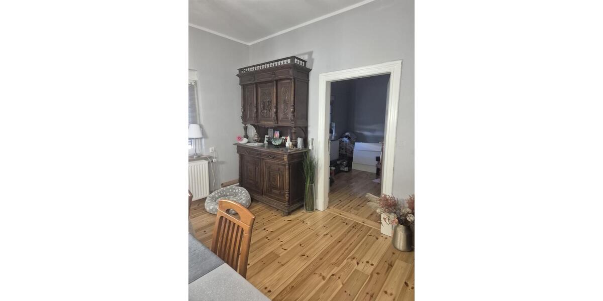 Einfamilienhaus Friedeburg - 7 Zimmer, 158 m&sup2;, 195.000&euro; | Angebot:27078651