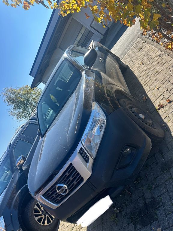 Nissan Navara 93.000 km 15.989 € Hannover OT Ricklingen 30459