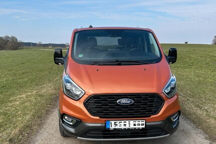 Ford Tourneo Custom 59.000 km 33.950 &euro; Peiting 86971