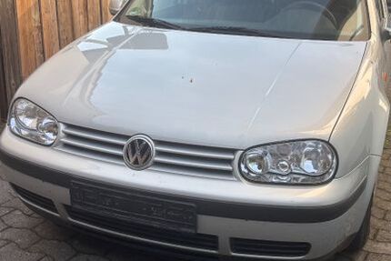 VW Golf 160.000 km 899 &euro; Werther 33824