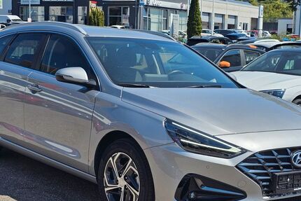 Hyundai i30 13.164 km 20.950 € Leonberg 71229