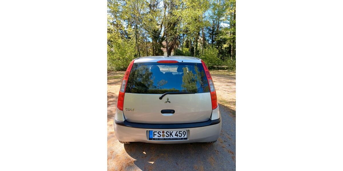 Mitsubishi Colt 185.800 km 1.500 &euro; Olching 82140