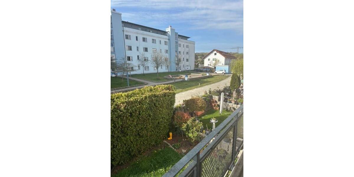 Etagenwohnung Erfurt Melchendorf - 3 Zimmer, 81 m&sup2;, 750&euro; | Angebot:26289837