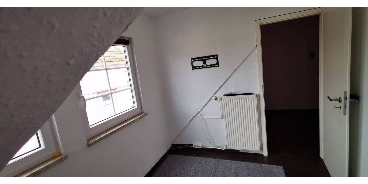 Etagenwohnung Pirmasens Innenstadt - 2 Zimmer, 80 m&sup2;, 149.900&euro; | Angebot:26418071