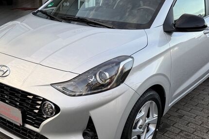 Hyundai i10 9.402 km 14.990 &euro; Radevormwald 42477