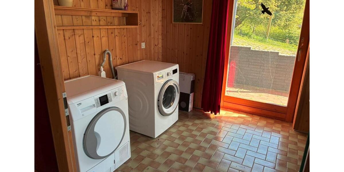 Einfamilienhaus Bad Hersfeld - 9 Zimmer, 180 m&sup2;, 299.000&euro; | Angebot:26926526