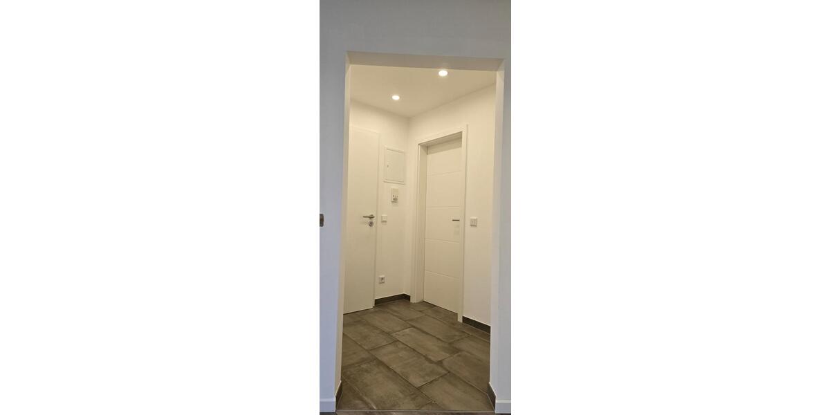 Dachgeschoßwohnung Augustdorf - 4 Zimmer, 75 m&sup2;, 600&euro; | Angebot:24330064