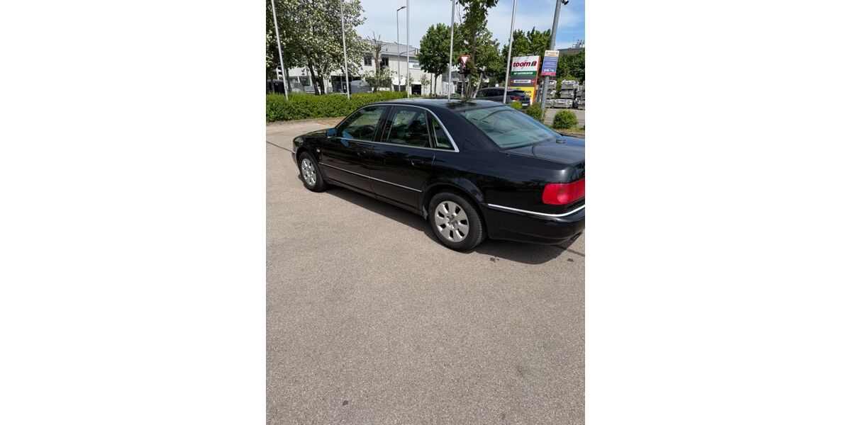 Audi A8 309.000 km 5.900 &euro; München 80687