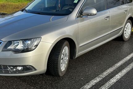 Skoda Superb 180.000 km 9.499 &euro; Ludwigshafen 67071