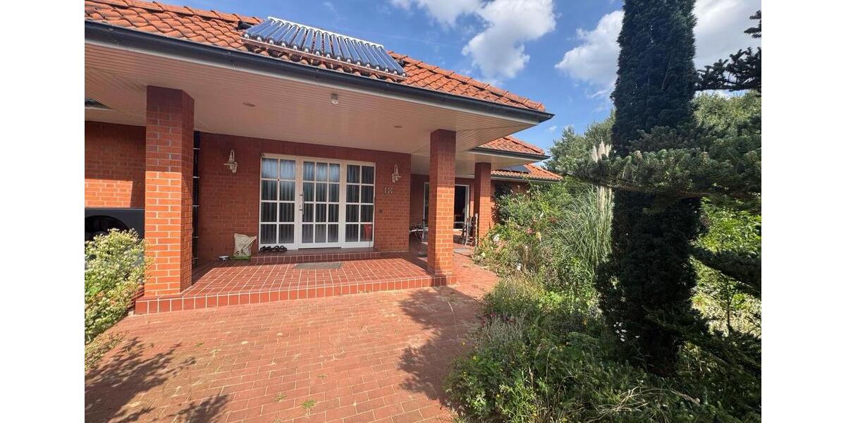 Etagenwohnung Lüdersdorf - 9 Zimmer, 236 m&sup2;, 2.500&euro; | Angebot:24624031