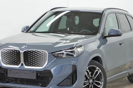 BMW iX1 2.900 km 47.480 &euro; Oberhaching bei München 82041