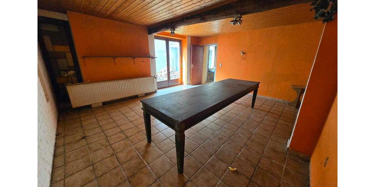 Etagenwohnung Übach-Palenberg Palenberg - 10 Zimmer, 214 m&sup2;, 110.000&euro; | Angebot:27156975