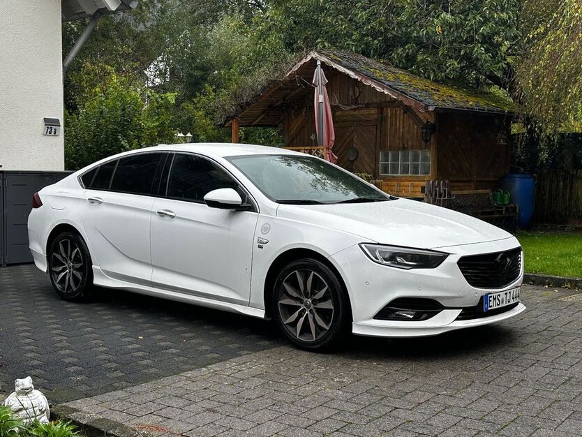 Opel Insignia 117.000 km 16.750 € Arzbach 56337