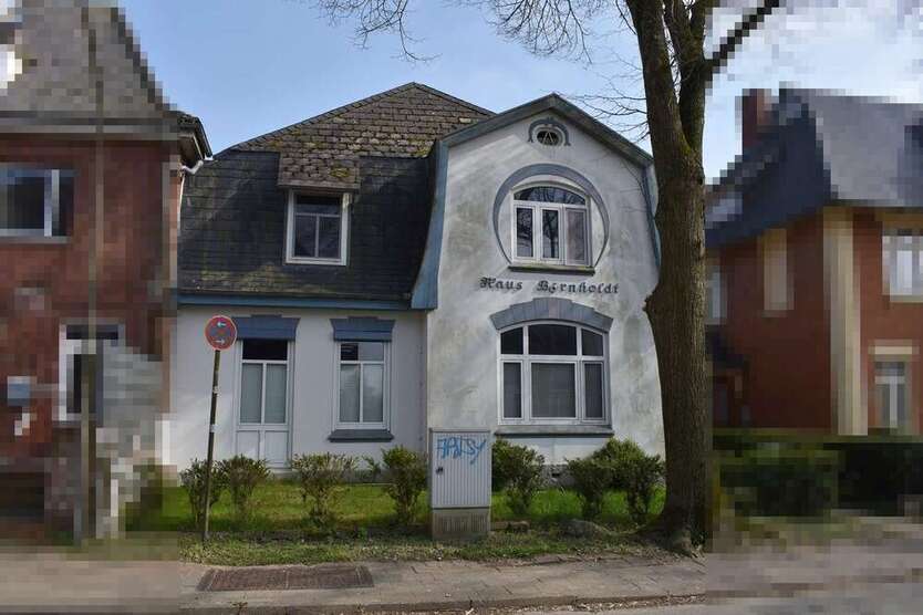Haus zum Kaufen in Bredstedt 208.000 € 172 m²