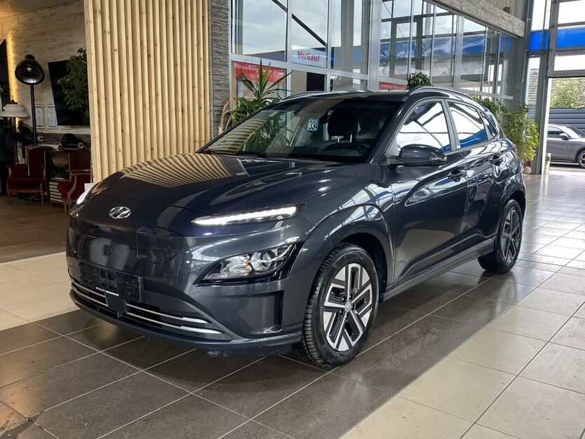 Hyundai KONA 32.306 km 14.900 € Eitorf 53783