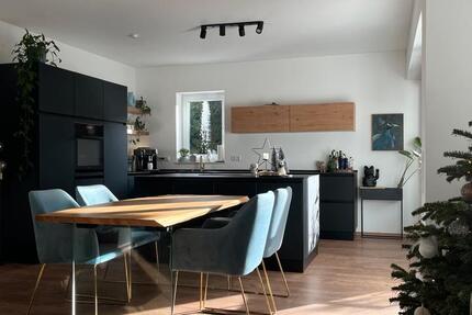 Moderne Maisonettewohnung mit Balkon, Terasse & Aufzug 4 zimmer