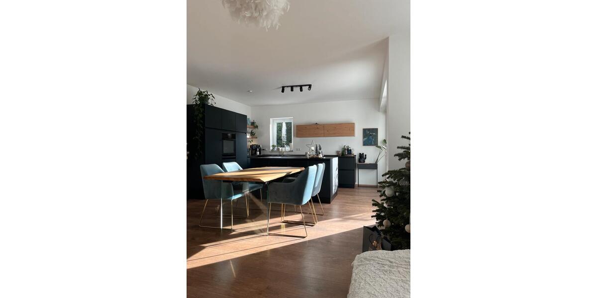Moderne Maisonettewohnung mit Balkon, Terasse & Aufzug 4 zimmer