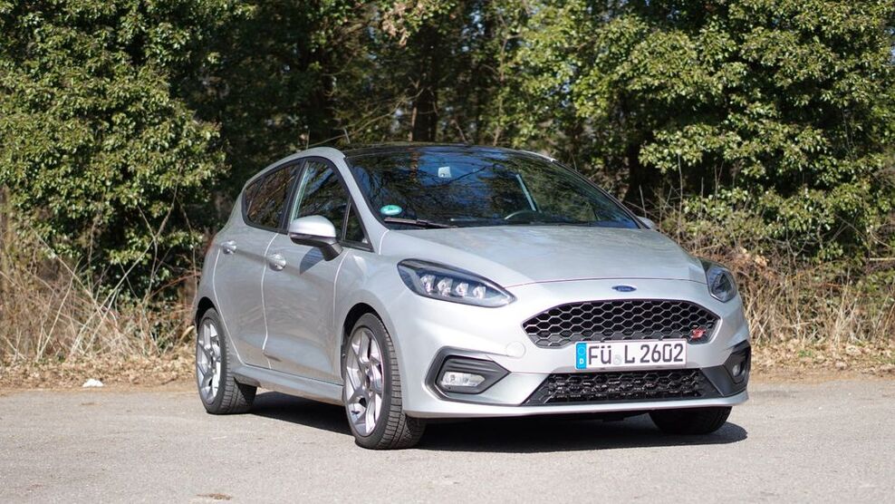 Ford Fiesta 73.000 km 16.500 € Nürnberg 90453