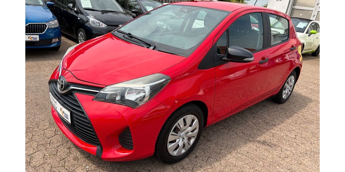 Toyota Yaris 152.200 km 5.990 &euro; Rhauderfehn 26817