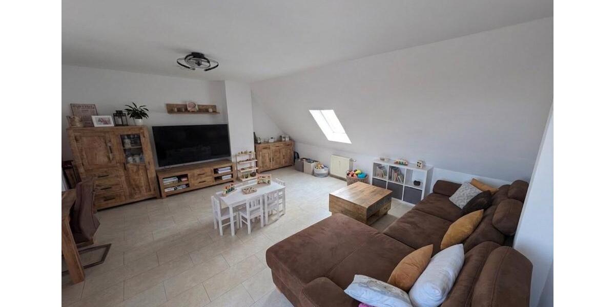 Dachgeschoßwohnung Nürnberg Hasenbuck - 3 Zimmer, 102 m&sup2;, 409.000&euro; | Angebot:26355393