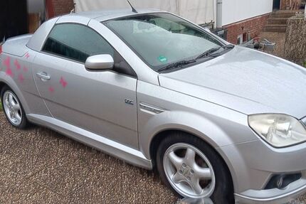 Opel Tigra 105.000 km 3.100 &euro; Rheinbach 53359