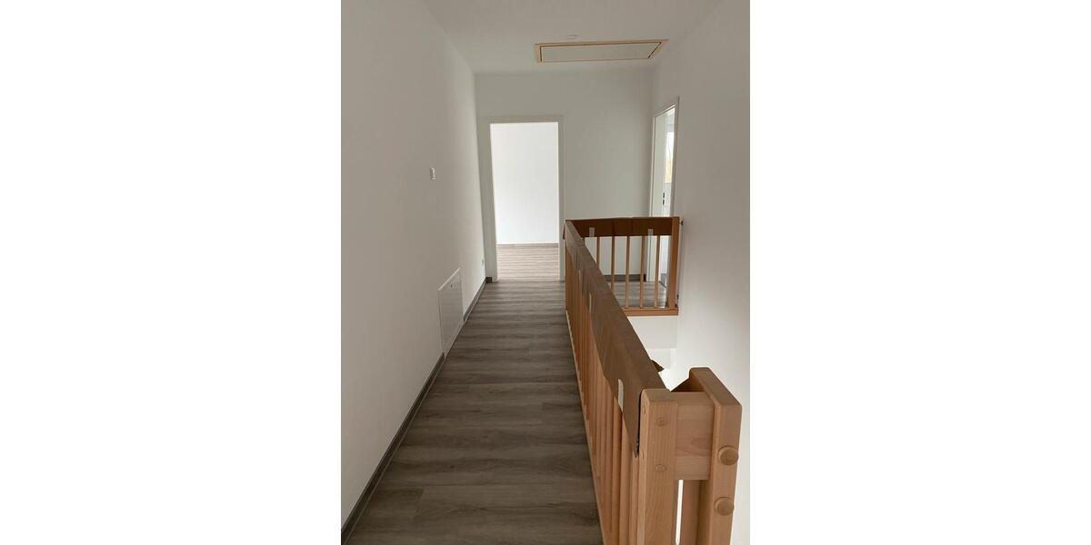 Einfamilienhaus Mellrichstadt - 5 Zimmer, 135 m&sup2;, 1.490&euro; | Angebot:26452913