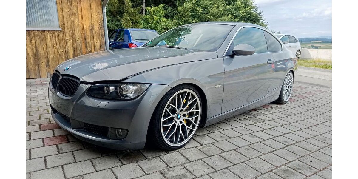 BMW 335 220.000 km 18.999 &euro; Furth im Wald 93437