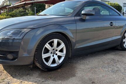 Audi TT 223.827 km 6.900 € Werneuchen 16356